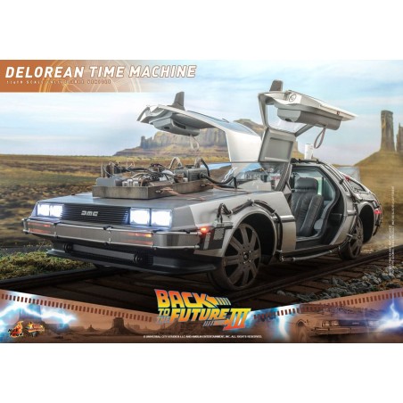 Hot Toys Back to the Future III: DeLorean Time Machine 1/6