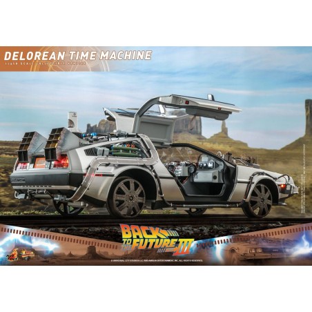 Hot Toys Back to the Future III: DeLorean Time Machine 1/6