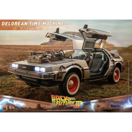 Hot Toys Back to the Future III: DeLorean Time Machine 1/6