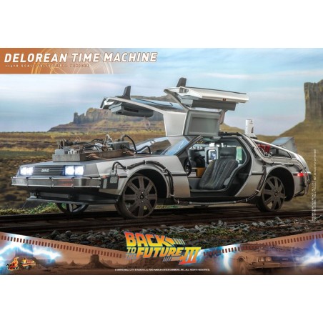 Hot Toys Back to the Future III: DeLorean Time Machine 1/6