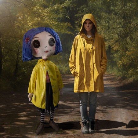 Coraline: Plush Figure with Button Eyes (Stand) 152 cm Coraline: Plush Figure with Button Eyes (Stand) 152 cm