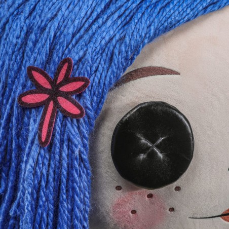 Coraline: Plush Figure with Button Eyes (Stand) 152 cm