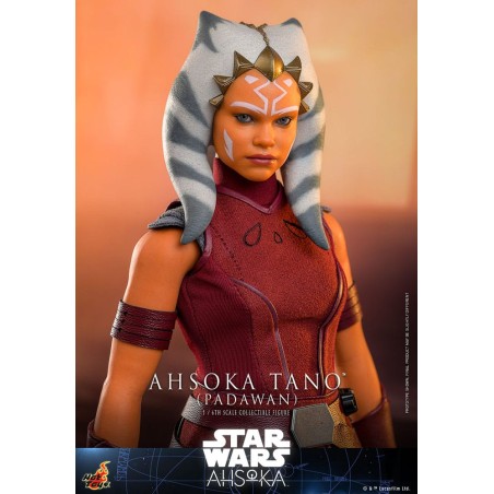 Hot Toys Star Wars: Ahsoka Tano (Padawan) 1/6 Scale Action
