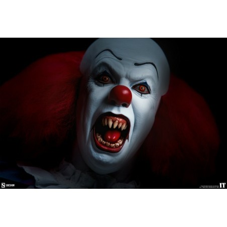 IT: 1990 - Pennywise 1:6 Scale Figure