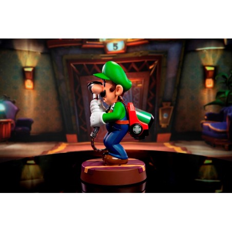 Luigi's Mansion 3: Luigi PVC Statue 22 cm Luigi's Mansion 3: Luigi PVC Statue 22 cm