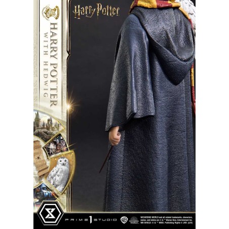 Harry Potter: Harry Potter with Hedwig 1/6 Scale Statue 28 cm Harry Potter: Harry Potter with Hedwig 1/6 Scale Statue 28 cm