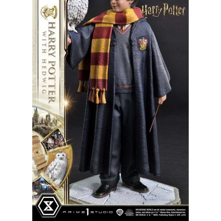 Harry Potter: Harry Potter with Hedwig 1/6 Scale Statue 28 cm Harry Potter: Harry Potter with Hedwig 1/6 Scale Statue 28 cm