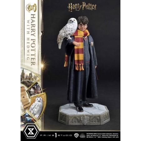 Harry Potter: Harry Potter with Hedwig 1/6 Scale Statue 28 cm Harry Potter: Harry Potter with Hedwig 1/6 Scale Statue 28 cm
